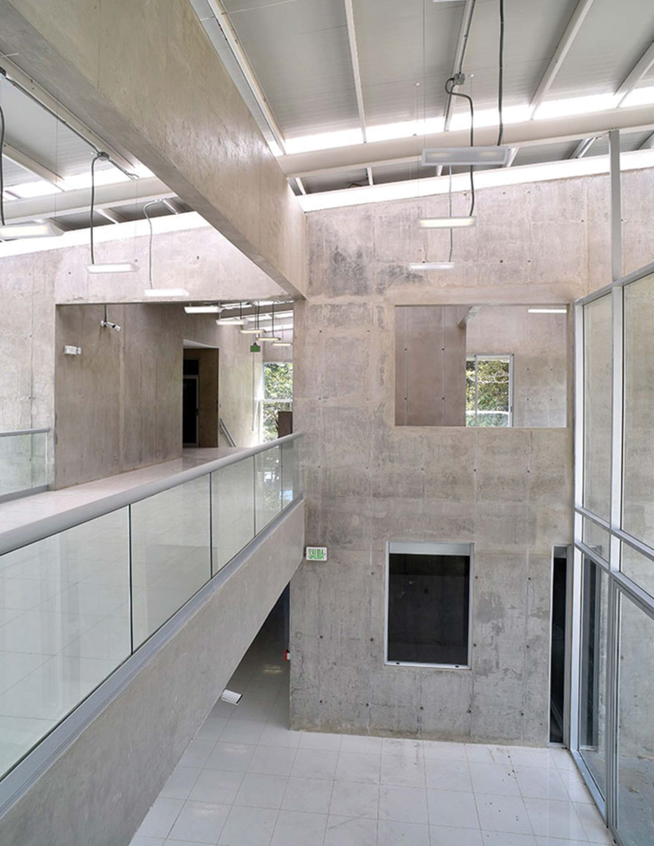 Centro de Desarrollo Humano en Tirrases: arquitectura para la comunidad