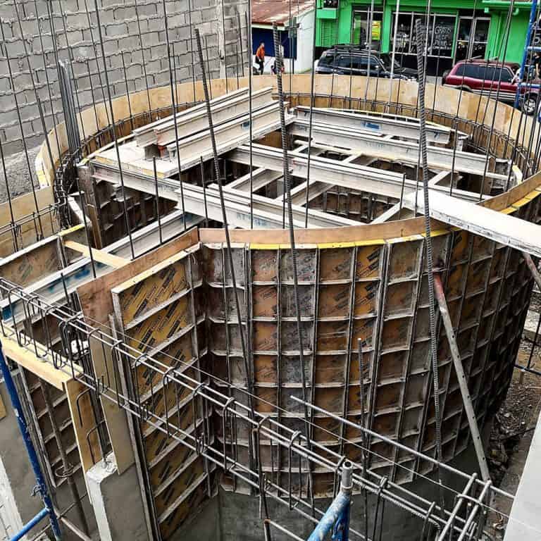 Municipalidad de Santa Ana under construction, aerial view of the circular formwork and reinforcing steel before the concrete pour